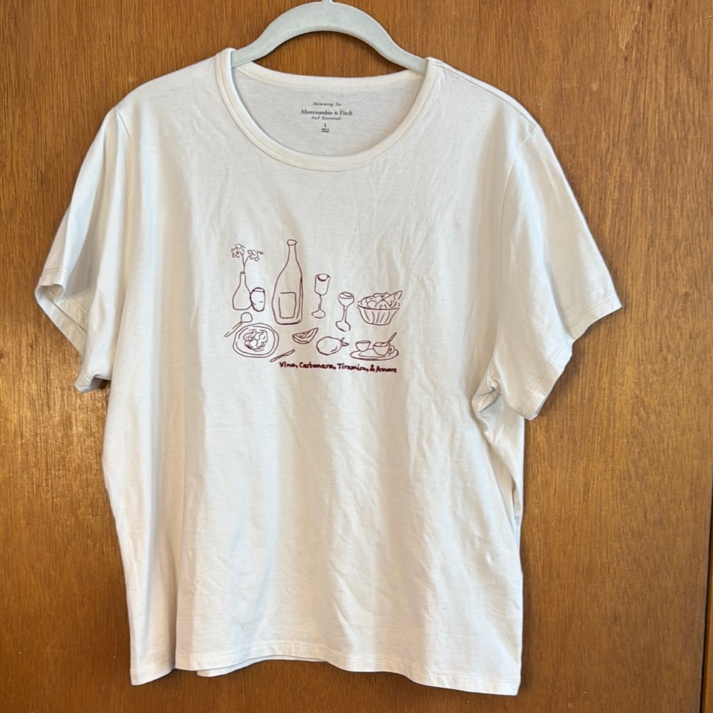Abercrombie & Fitch Cream Skimming Tee wine and food themed 100% cotton Sz L
